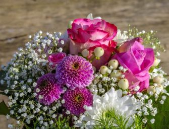 Cum sa alegi flori pentru ocazii speciale