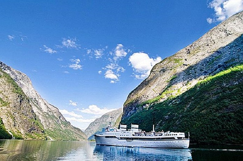 Locuri de vizitat in Norvegia Sognefjord